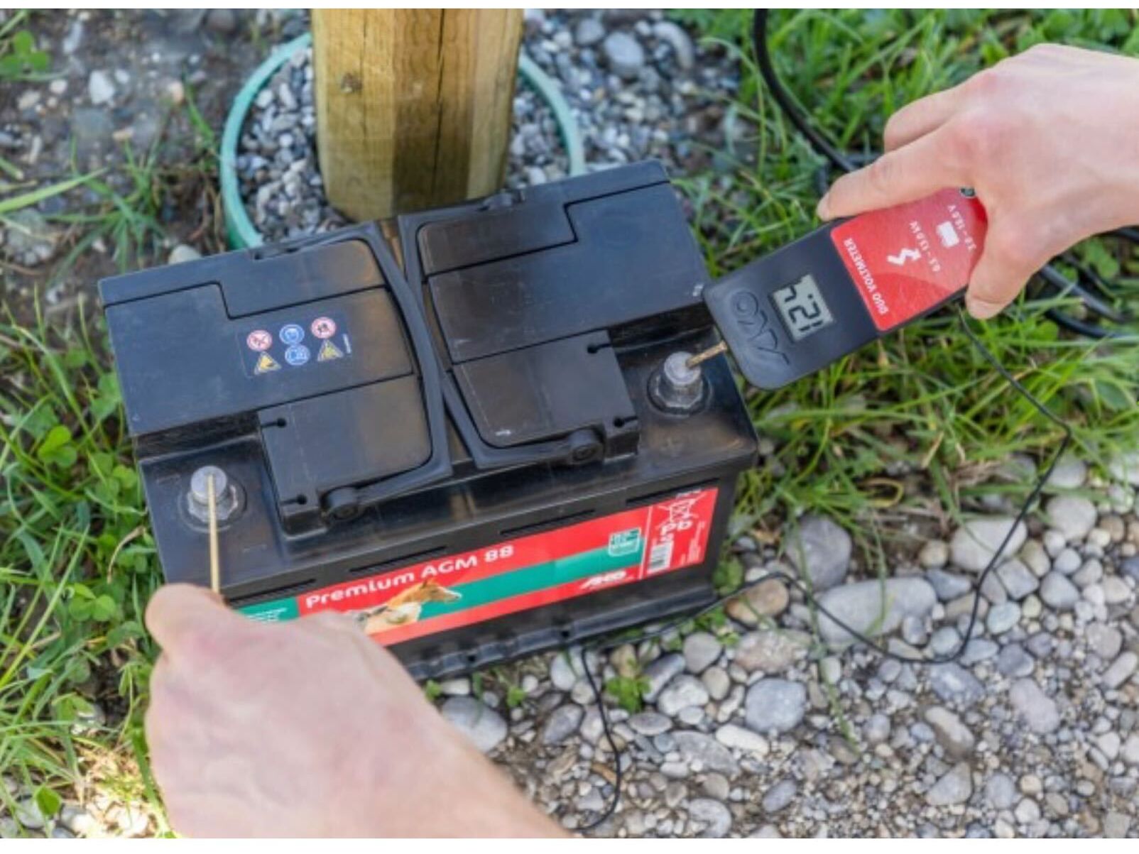 AKO Digital-DUO-Voltmeter für Weidezaungeräte, Elektrozäune, Vlies-Akkus