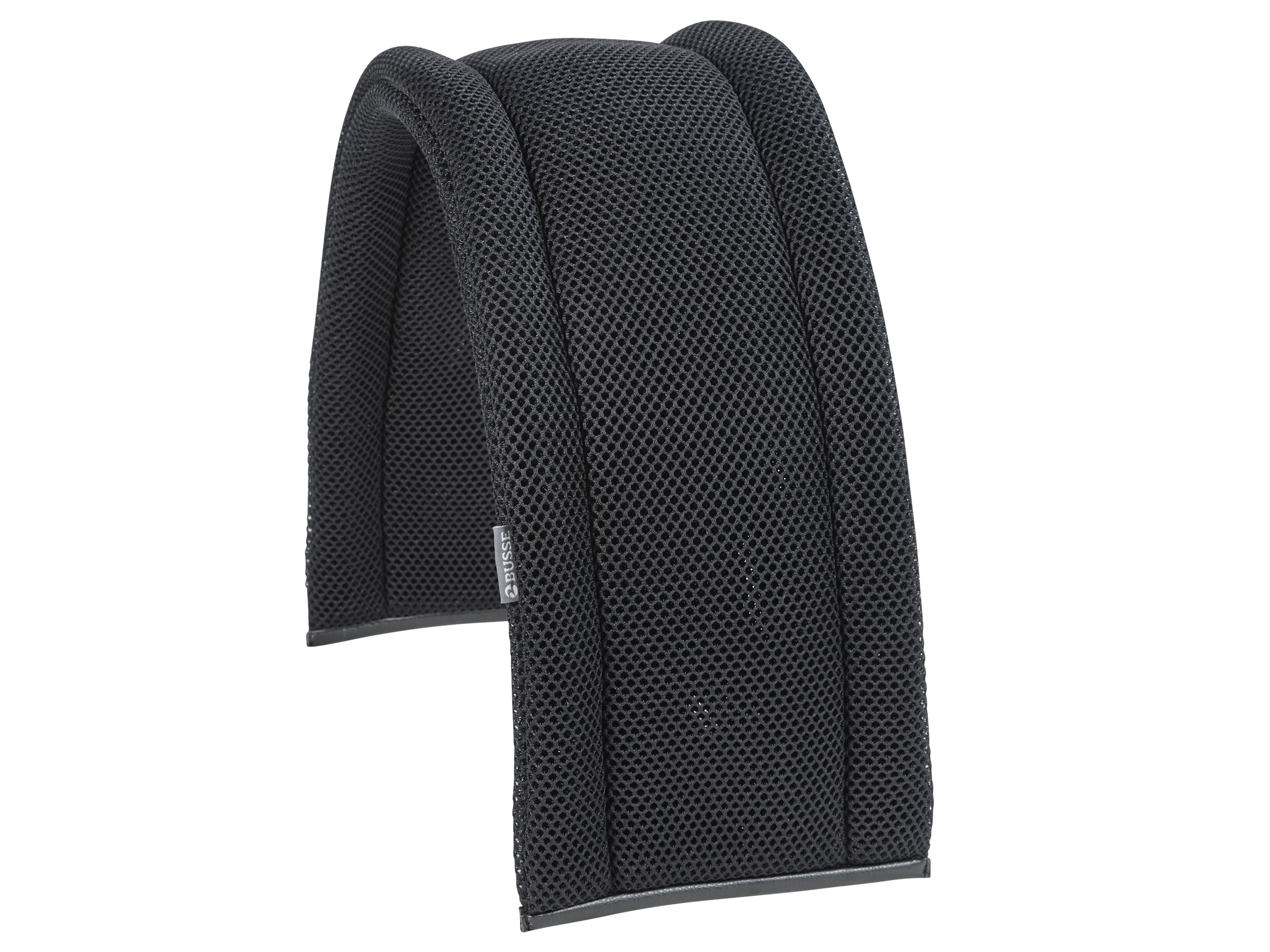 Die Longiergurt-Unterlage von Busse ist ein optimal abpolsterndes Longier-Pad aus hochfunktionellem, innovativem 3D AIR® EFFECT Mesh-Material und zum idealen Positionieren des Longiergurtes Deines Pferdes geeignet