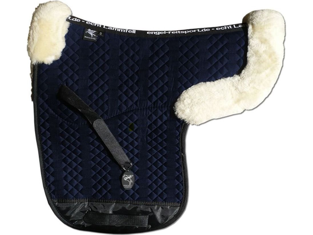 Angel - lambskin saddle blanket Sadek2