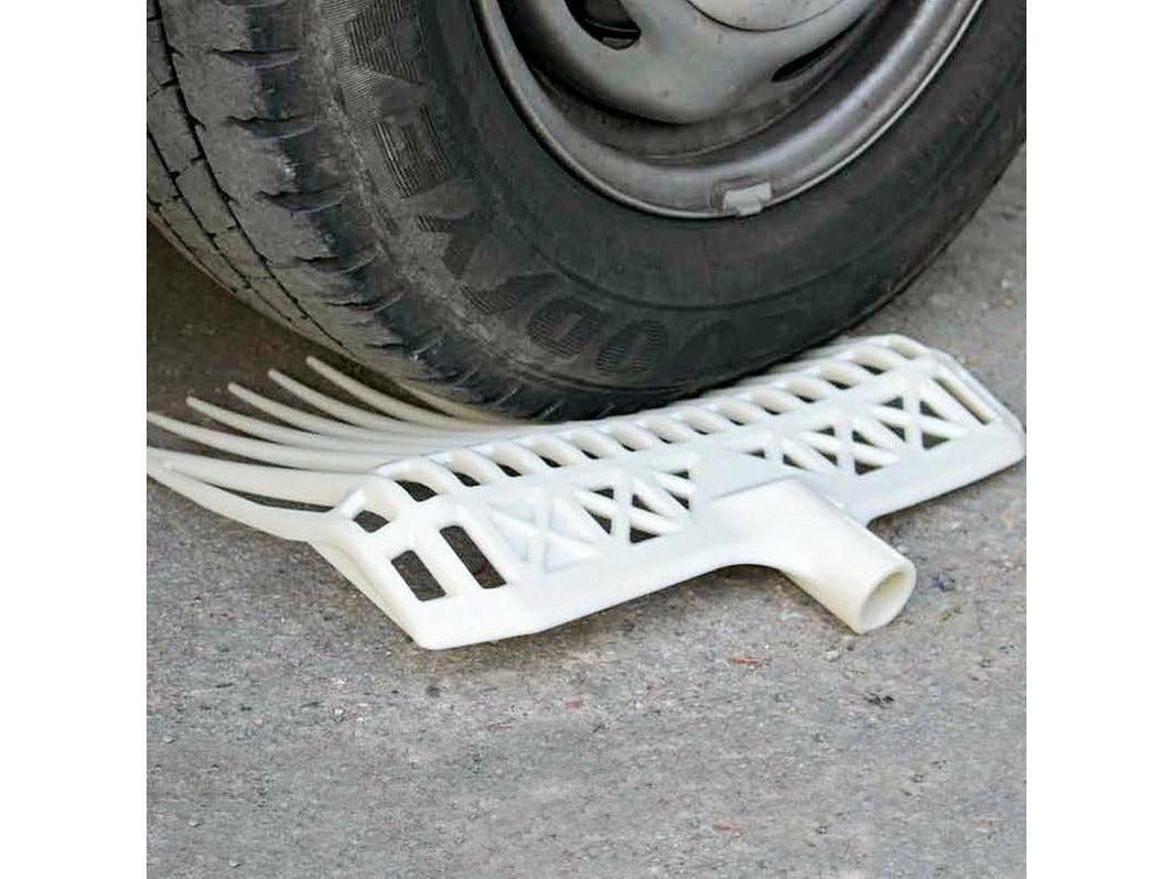 Icelandic Horse extra stable pitchfork