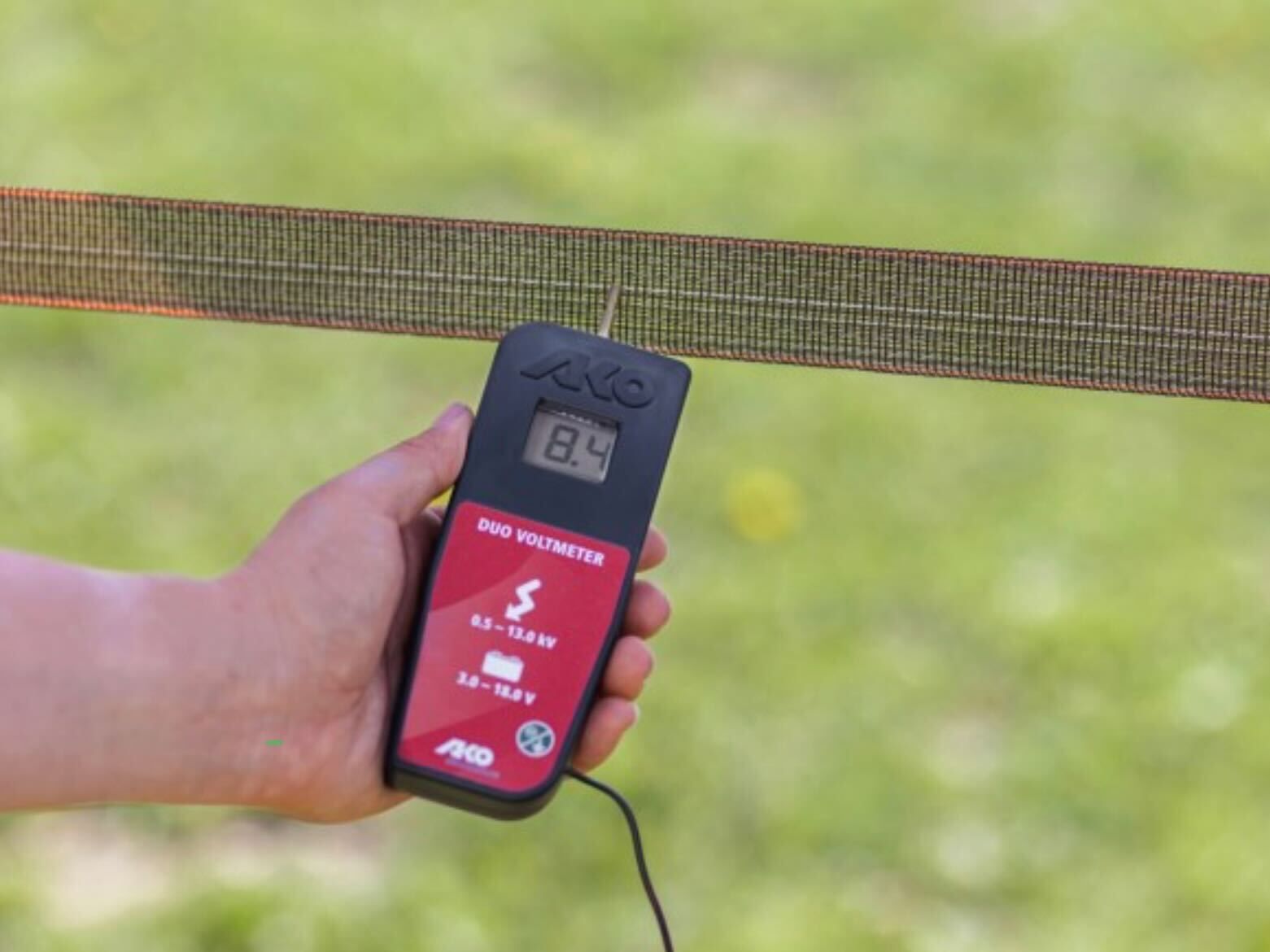 AKO Digital-DUO-Voltmeter für Weidezaungeräte, Elektrozäune, Vlies-Akkus