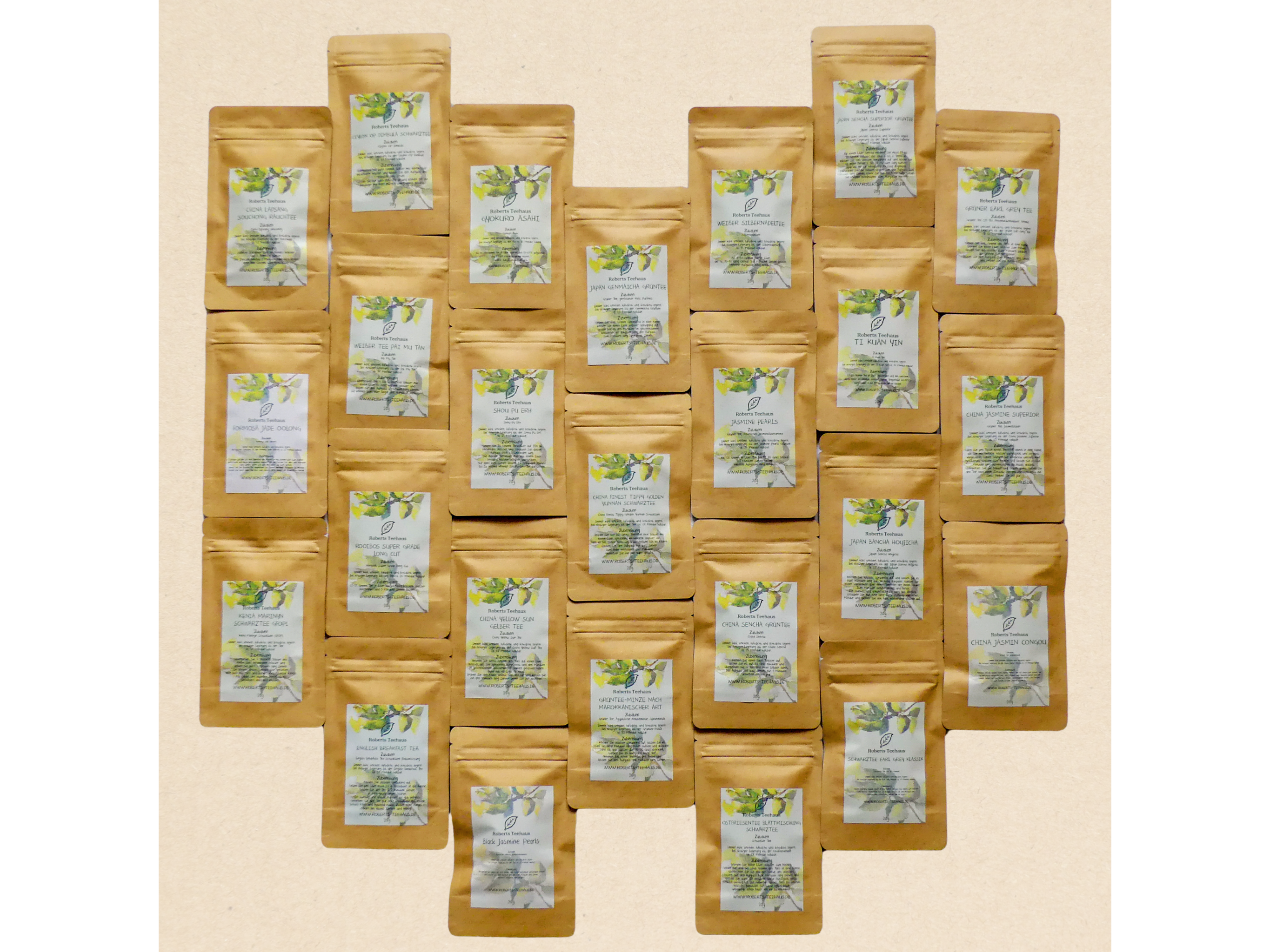 Probierpaket: Von jeder der 25 angebotenen Teesorten 20 Gramm