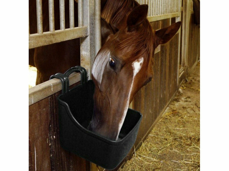 Icelandic Horse hanging trough with handle, 12 liters