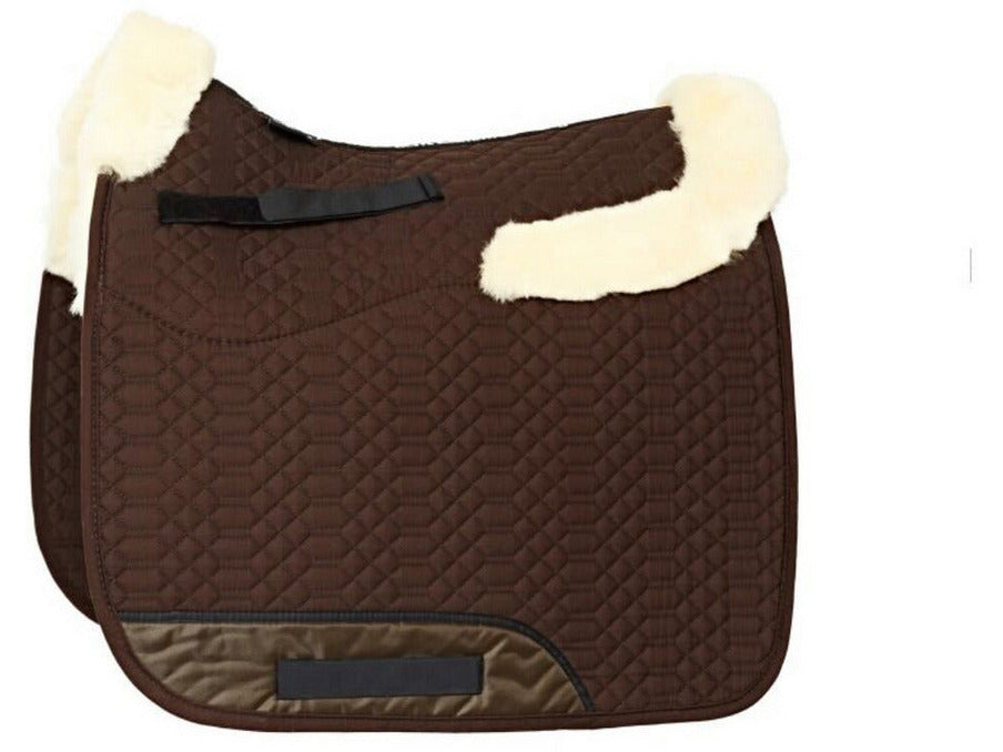 Angel - lambskin saddle pad with fur edge at the front and back and fur in the saddle position