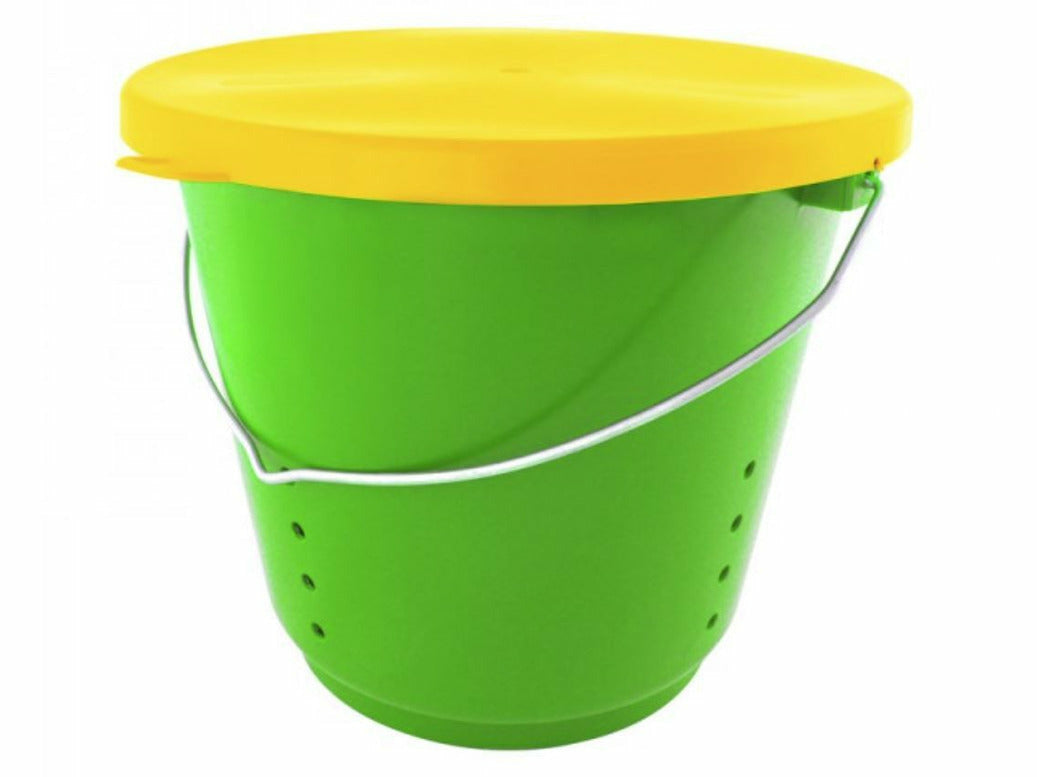 Icelandic Horse ventilated bucket for bread, carrots, apples etc., 12 liters, including lid